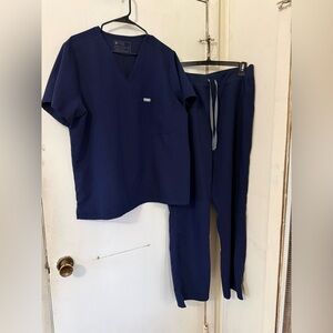 Figs Navy V-Neck Scrub Top and Drawstring Pants